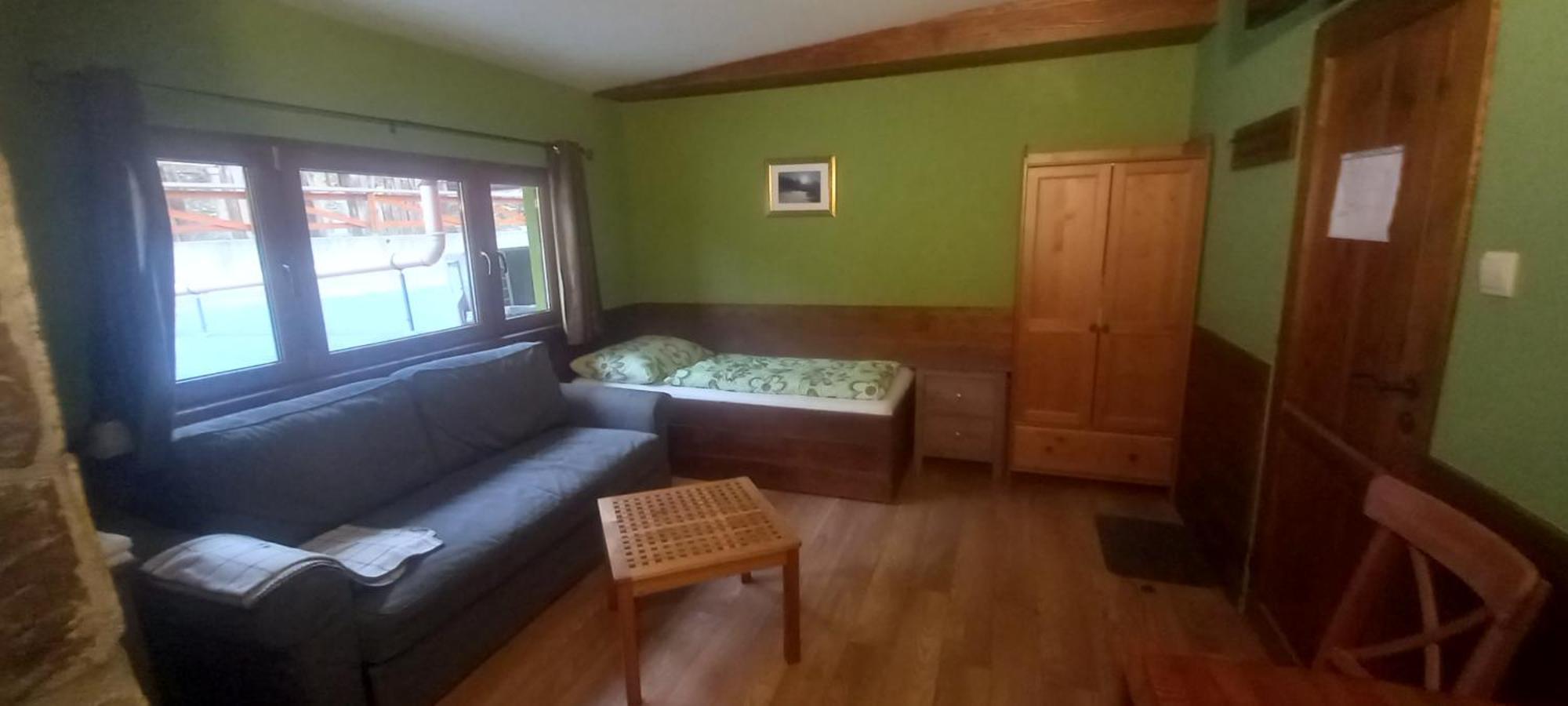 Apartamento Ride Pub Drienica Habitación foto